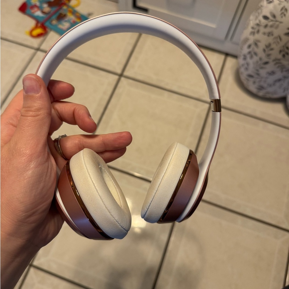 Beats by Dre On-Ear Headphones - Pink